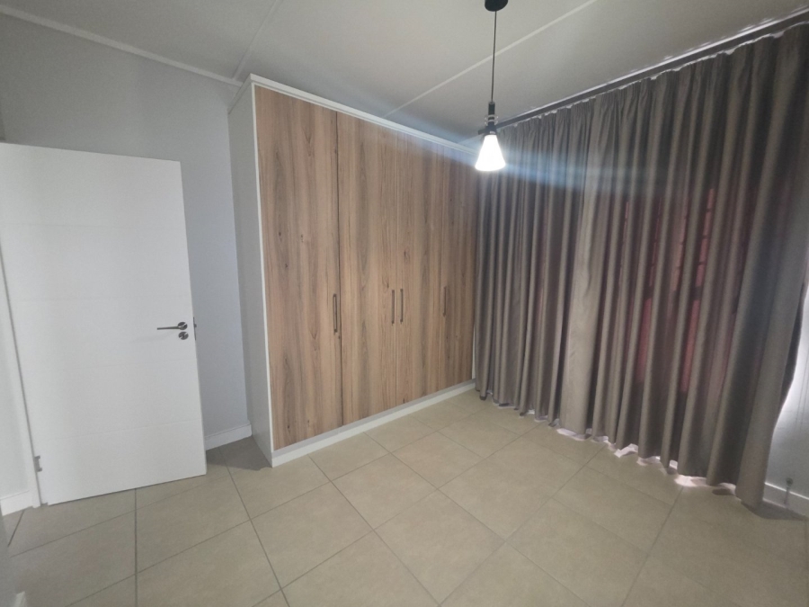 To Let 3 Bedroom Property for Rent in Sandown Western Cape